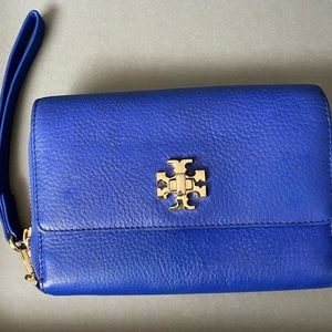 Tory Burch Zipper Wristlet Wallet